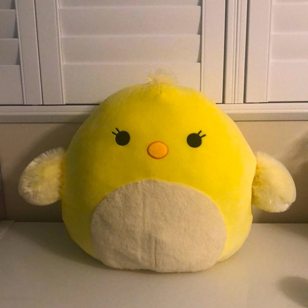 Squishmallows Aimee the 16” Easter Chick